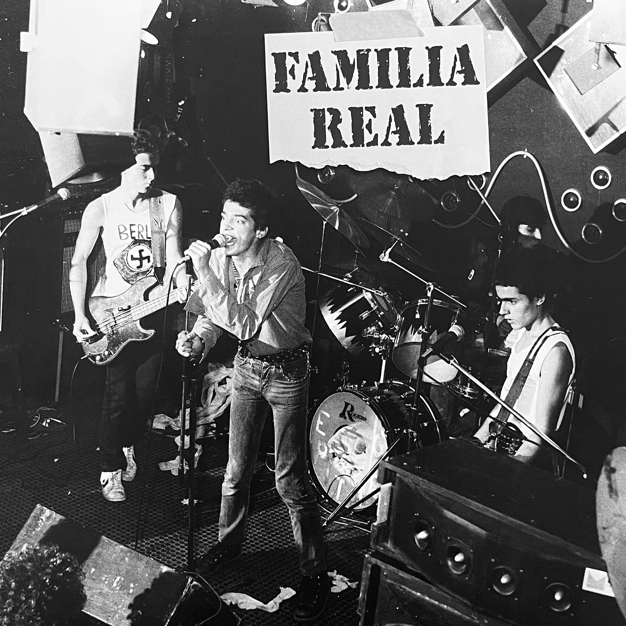 FAMILIA REAL - Vol.2 - LP – Metadona Records